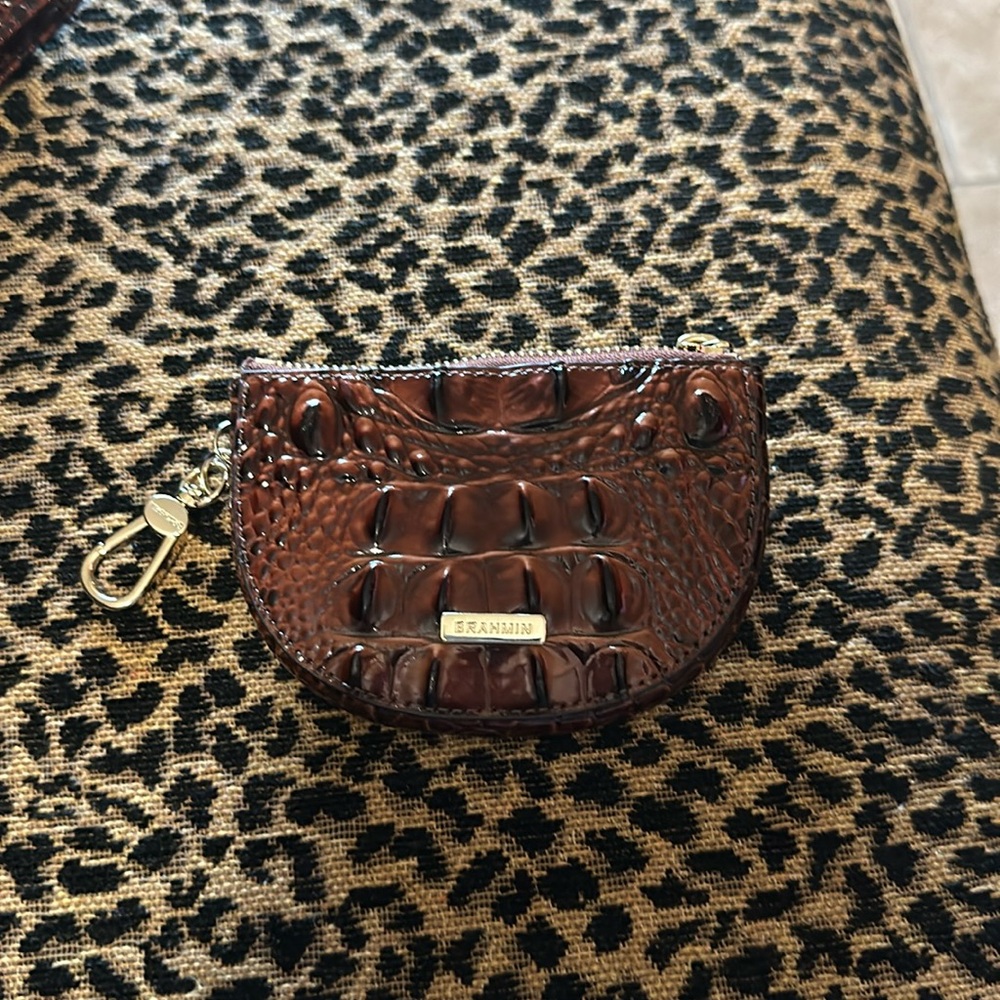 Brahmin coin purse, nwot
PRICE IS Firm.  Already lowered!